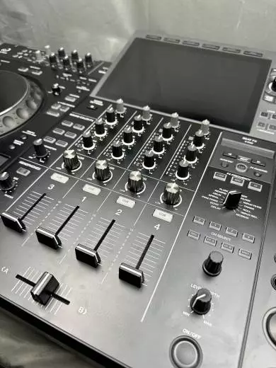 AlphaTheta - XDJ-AZ 2