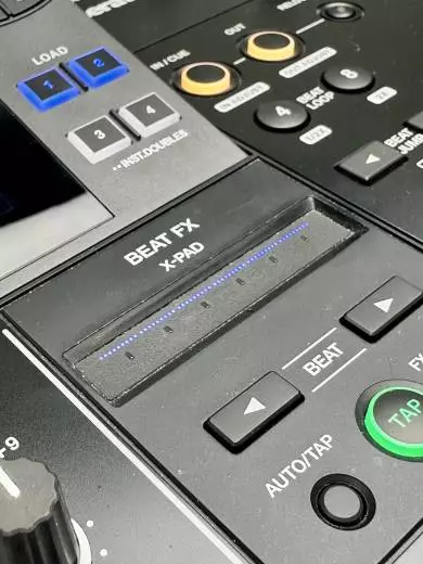 AlphaTheta - XDJ-AZ 2