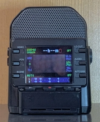 Zoom - Q2N-4K Handheld Video Recorder 2