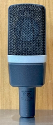 AKG - C214 AKG Condenser Mic 2