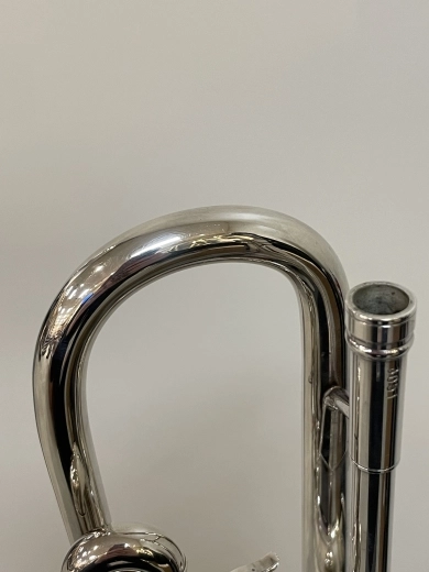 Getzen 3051S Custom Series Bb Trumpet 5