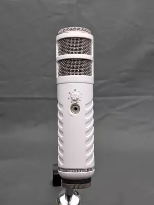 RODE - PODCASTER DYNMIC USB MICROPHONE 3