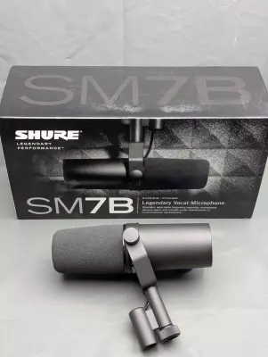 Shure - SM7B Large Diaphragm Cardioid Dynamic Microphone