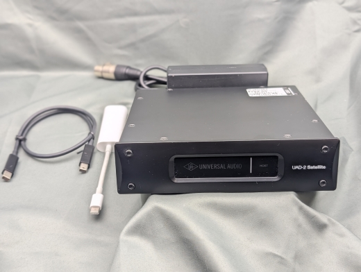 Universal Audio - UA-TBSATQ-C TBOLT SATELLITE QUAD CORE 2