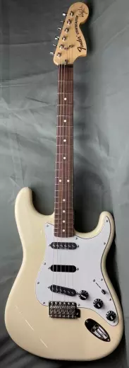 Fender Ritchie Blackmore Stratocaster - Scalloped Rosewood Fingerboard - Olympic White