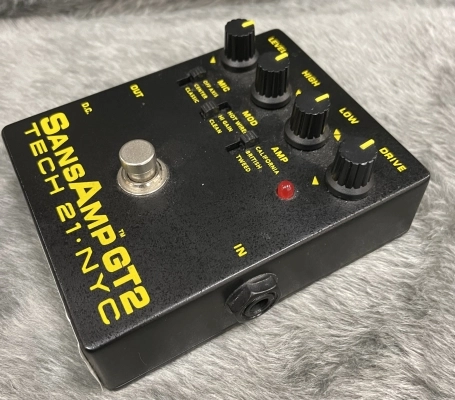 Store Special Product - Tech 21 - Sans Amp GT2