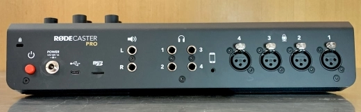 Rode - RODECASTER PRO Podcast Production Studio 2