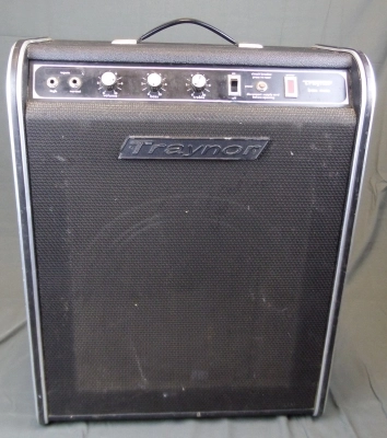 Traynor Bassmate 15 watt 1X15 combo