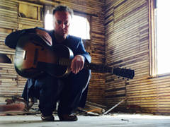 Join David Gogo at This Gibson Guitar Clinic! - Victoria, BC