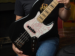 Win a GEDDY LEE Signature Fender Jazz Bass!