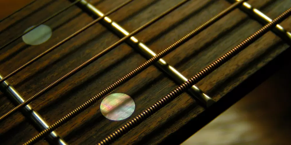 Strings Attached - A Guide to Acoustic Guitar Strings Image