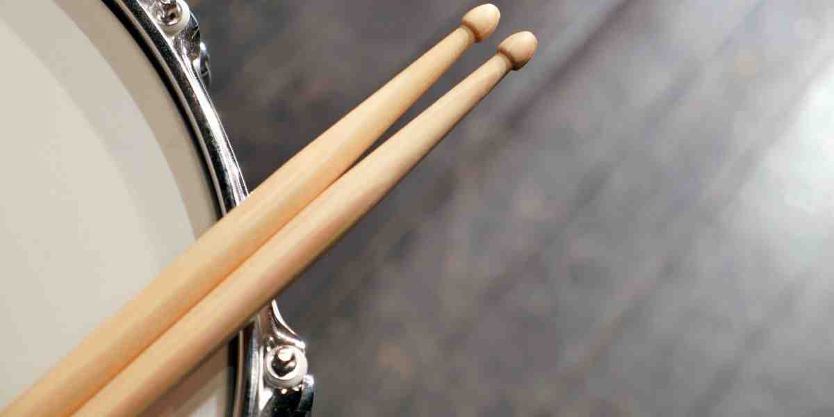 A Simple Guide to Choosing Drumsticks A Simple Guide to Choosing Drumsticks Image