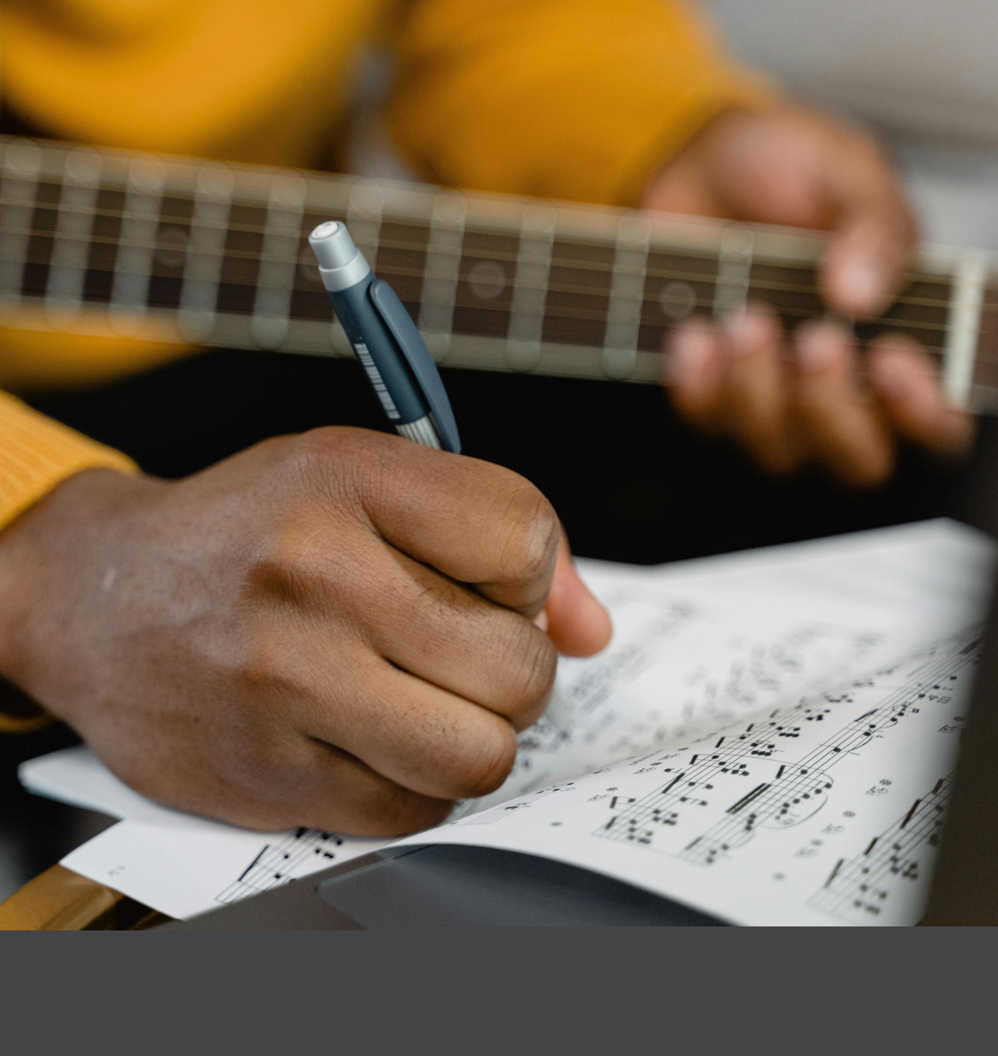 Songwriting Ad�le Wilding lessons in Winnipeg (Henderson)