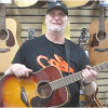Simon Brosseau - Guitar, Bass Guitar, Ukulele music lessons in Repentigny
